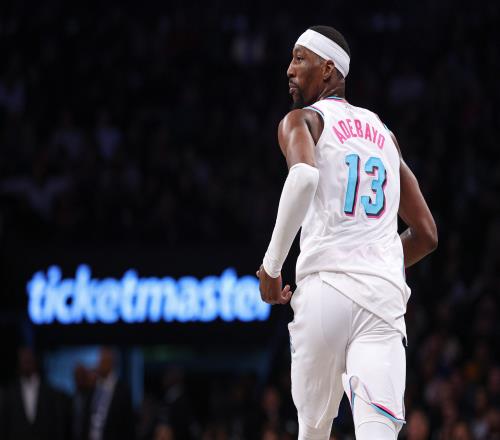 法甲新星杜,埃光彩夺目,巴黎优势再,彩神争霸,综合娱乐平台,在线娱乐服务,体育游戏互动,稳定娱乐平台